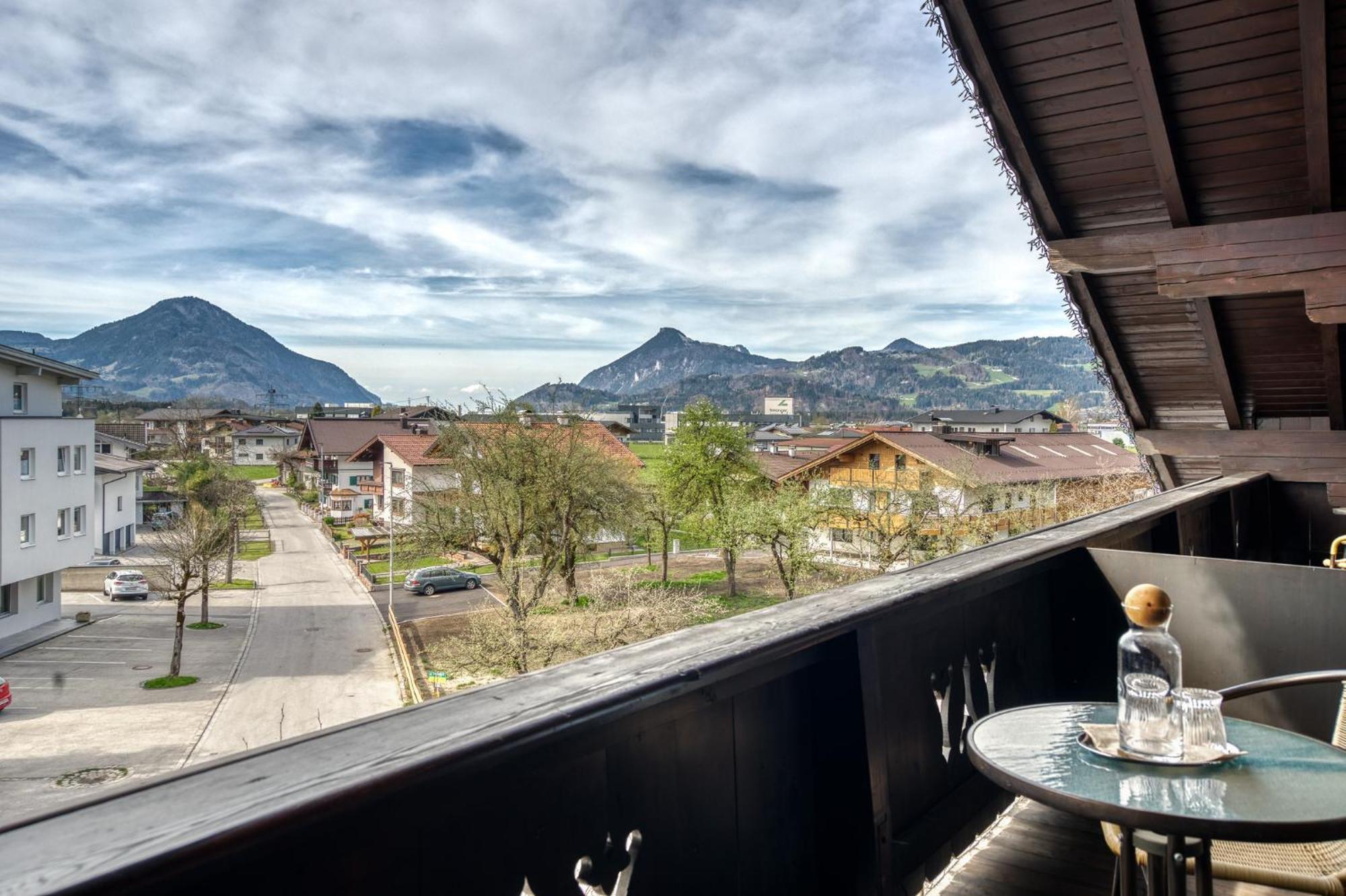 Hotel Wirtshaus Sattlerwirt Ebbs Camera foto